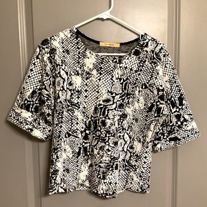 Cuffed Sleeve Dress Top